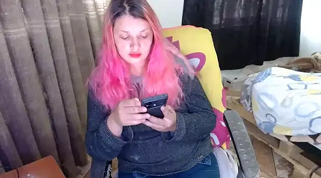 Snapshot of kattydirtylol chatting on 13, 12, 2024 kattydirtylol online show from 13, 12, 2024