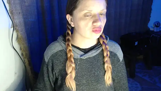 Snapshot of kattydirtylol chatting on 25, 9, 2025 kattydirtylol online show from 25, 9, 2025