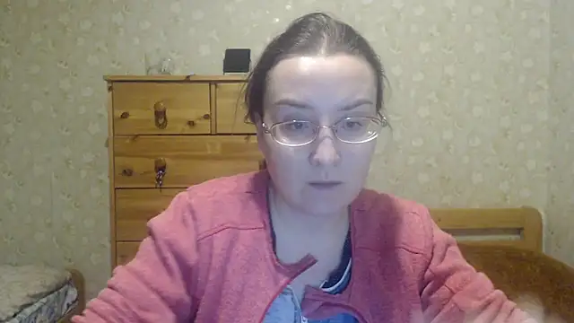 Snapshot of Smart_Rose chatting on 2, 2, 2025 Smart Rose online show from 2, 2, 2025