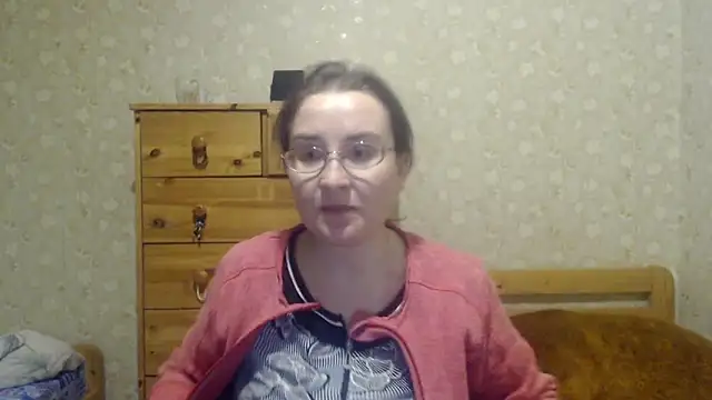 Snapshot of Smart_Rose chatting on 6, 2, 2025 Smart Rose online show from 6, 2, 2025