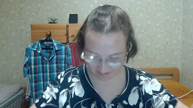 Snapshot of Smart_Rose chatting on 10, 9, 2025 Smart Rose online show from 10, 9, 2025
