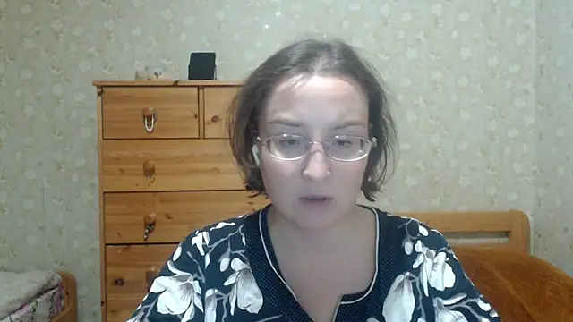 Snapshot of Smart_Rose chatting on 2, 10, 2025 Smart Rose online show from 2, 10, 2025