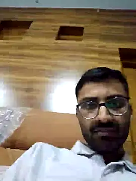 Snapshot of krishna8035 chatting on 17, 2, 2025 krishna8035 online show from 17, 2, 2025