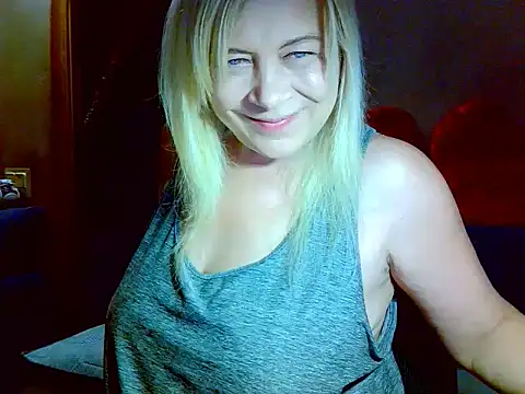 Snapshot of AgoniA7 chatting on 6, 2, 2026 AgoniA7 online show from 6, 2, 2026