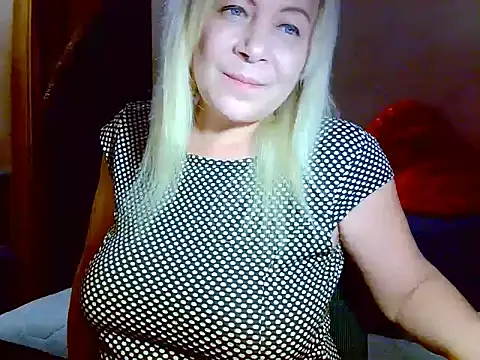 Snapshot of AgoniA7 chatting on 8, 3, 2026 AgoniA7 online show from 8, 3, 2026