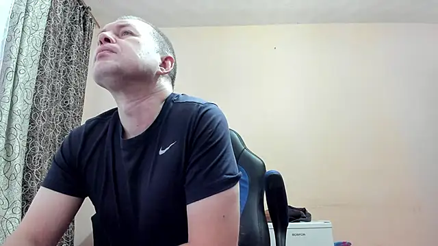 Snapshot of SanFrantsisko chatting on 5, 12, 2025 SanFrantsisko online show from 5, 12, 2025