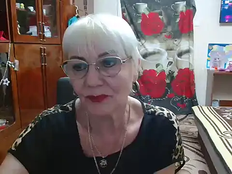 Snapshot of JenaCheim chatting on 19, 12, 2024 JenaCheim online show from 19, 12, 2024