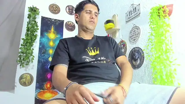 Snapshot of Zack_Grey chatting on 11, 6, 2026 Zack Grey online show from 11, 6, 2026