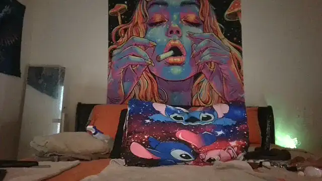 Snapshot of EnticingAaliyah chatting on 10, 10, 2025 EnticingAaliyah online show from 10, 10, 2025