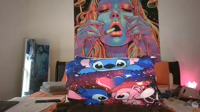 Snapshot of EnticingAaliyah chatting on 28, 10, 2025 EnticingAaliyah online show from 28, 10, 2025