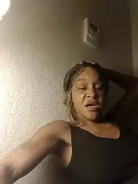 Snapshot of EnticingAaliyah chatting on 24, 3, 2026 EnticingAaliyah online show from 24, 3, 2026