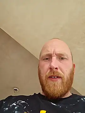Snapshot of Tilerdadbod chatting on 8, 5, 2026 Tilerdadbod online show from 8, 5, 2026