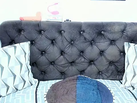 Snapshot of 12inchesselfsuckts chatting on 12, 3, 2026 12inchesselfsuckts online show from 12, 3, 2026