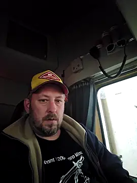 Snapshot of ktmtom247 chatting on 10, 4, 2026 ktmtom247 online show from 10, 4, 2026