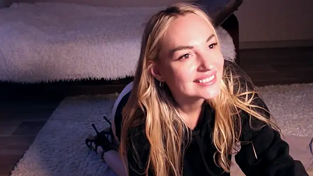 Snapshot of MaryFaith chatting on 9, 2, 2025 MaryFaith online show from 9, 2, 2025