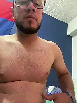 Snapshot of AlejoStrep chatting on 5, 3, 2026 AlejoStrep online show from 5, 3, 2026