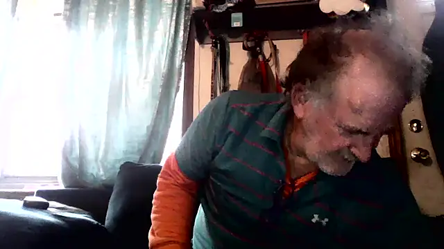 Snapshot of Sweet_Sexy1963 chatting on 17, 11, 2025 Sweet Sexy1963 online show from 17, 11, 2025