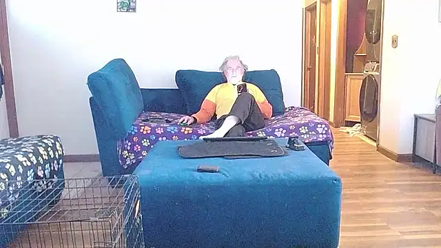 Snapshot of Sweet_Sexy1963 chatting on 1, 3, 2026 Sweet Sexy1963 online show from 1, 3, 2026