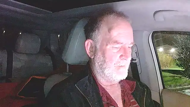 Snapshot of Sweet_Sexy1963 chatting on 10, 4, 2026 Sweet Sexy1963 online show from 10, 4, 2026