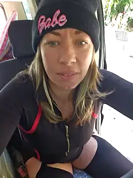 Snapshot of _NinaLuvSins_ chatting on 26, 10, 2025 NinaLuvSins online show from 26, 10, 2025