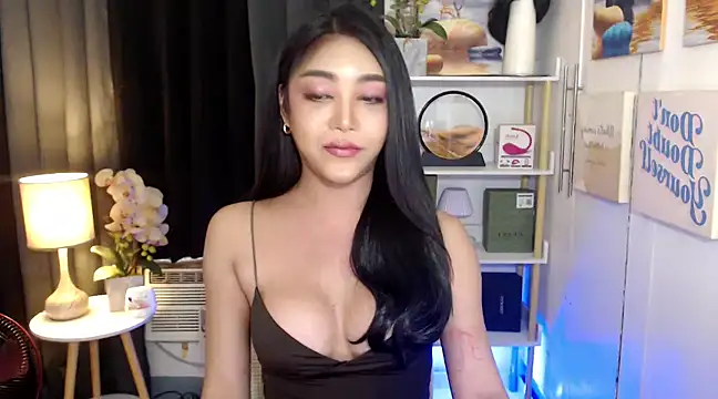 Snapshot of AsianMariaTs chatting on 13, 1, 2025 AsianMariaTs online show from 13, 1, 2025