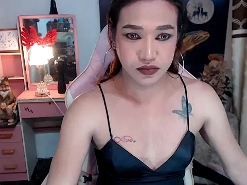 Snapshot of AsianMariaTs chatting on 8, 9, 2025 AsianMariaTs online show from 8, 9, 2025