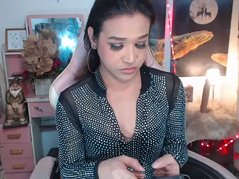 Snapshot of AsianMariaTs chatting on 24, 10, 2025 AsianMariaTs online show from 24, 10, 2025