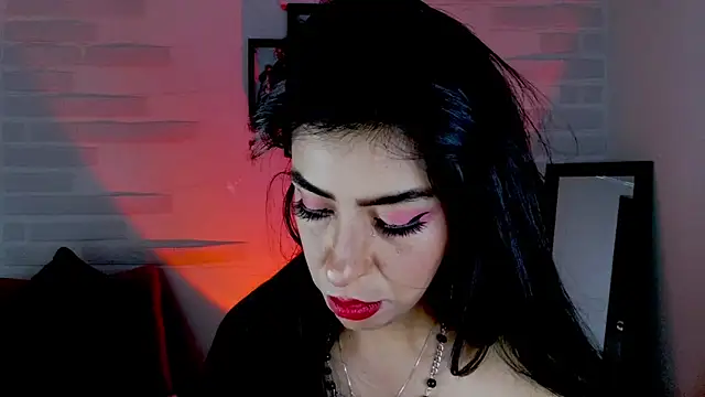 Snapshot of sky_girl1 chatting on 23, 12, 2024 sky girl1 online show from 23, 12, 2024