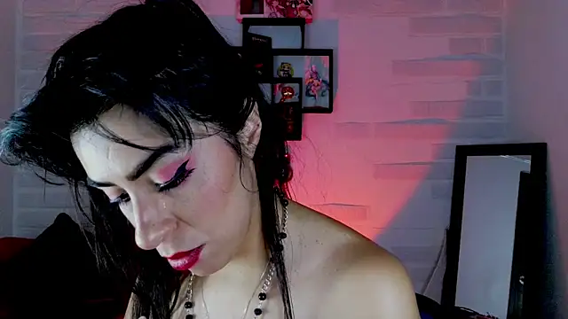 Snapshot of sky_girl1 chatting on 23, 12, 2024 sky girl1 online show from 23, 12, 2024
