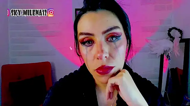 Snapshot of sky_girl1 chatting on 27, 11, 2025 sky girl1 online show from 27, 11, 2025