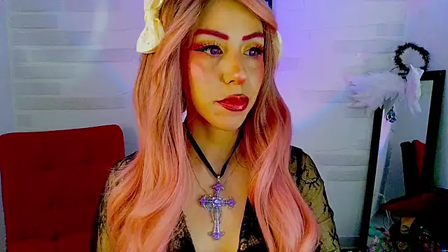 Snapshot of sky_girl1 chatting on 1, 12, 2025 sky girl1 online show from 1, 12, 2025