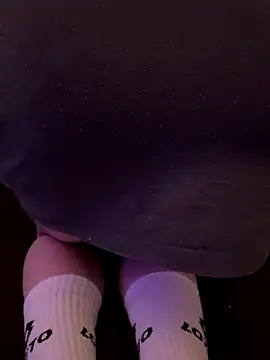 Snapshot of LionBoy1976 chatting on 4, 12, 2025 LionBoy1976 online show from 4, 12, 2025