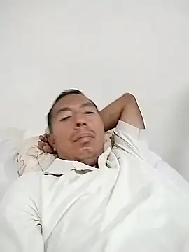 Snapshot of desnudo_Sexoxo chatting on 3, 4, 2026 desnudo Sexoxo online show from 3, 4, 2026