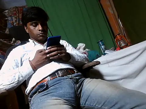 Snapshot of desiboy1101 chatting on 11, 3, 2025 desiboy1101 online show from 11, 3, 2025