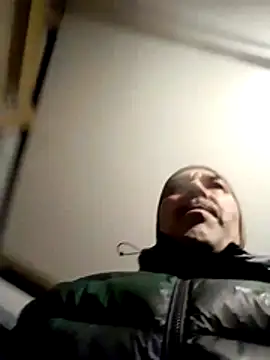 Snapshot of dick81 chatting on 2, 2, 2026 dick81 online show from 2, 2, 2026