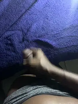 Snapshot of Curvy_conda chatting on 31, 12, 2024 Curvy conda online show from 31, 12, 2024