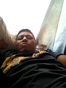Snapshot of juliopantoja chatting on 1, 5, 2026 juliopantoja online show from 1, 5, 2026