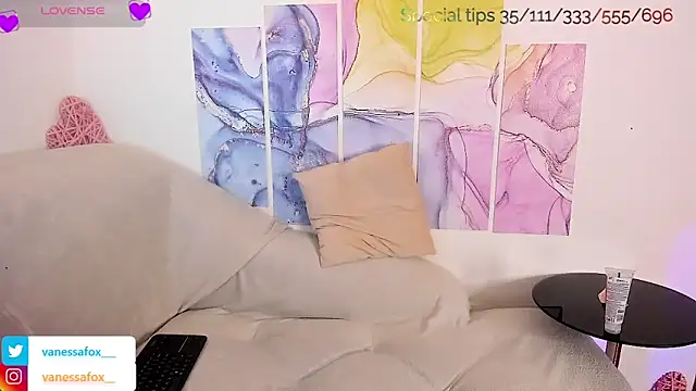 VanessaFox   online show from 22, 2, 2025