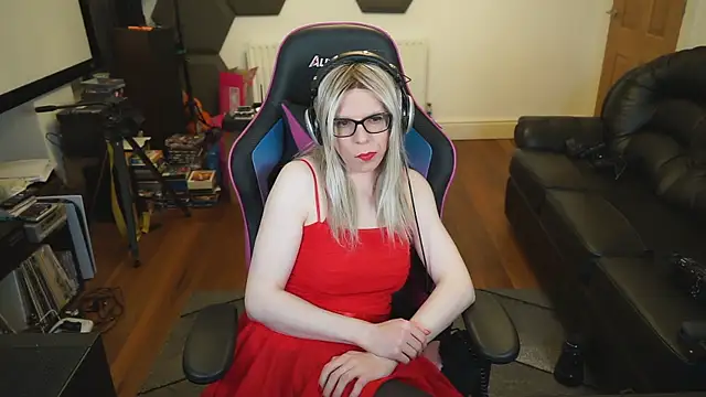 Snapshot of KelseyCobalt chatting on 11, 12, 2024 KelseyCobalt online show from 11, 12, 2024
