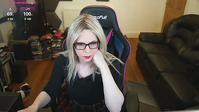 Snapshot of KelseyCobalt chatting on 19, 3, 2025 KelseyCobalt online show from 19, 3, 2025