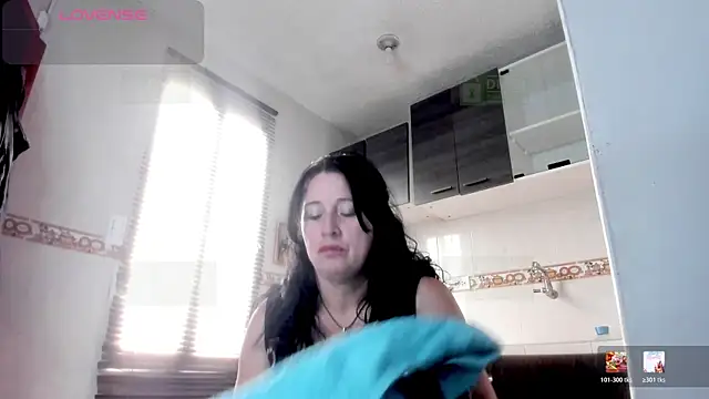 Snapshot of LADY_HELLEN chatting on 27, 4, 2026 LADY HELLEN online show from 27, 4, 2026