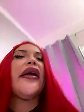 Snapshot of _MelinaCurves_ chatting on 30, 10, 2025 MelinaCurves online show from 30, 10, 2025