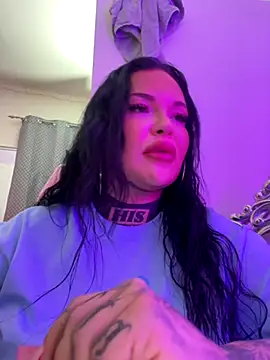 Snapshot of _MelinaCurves_ chatting on 30, 11, 2025 MelinaCurves online show from 30, 11, 2025