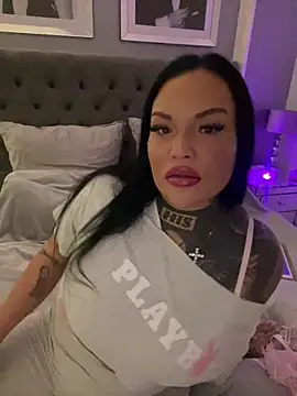 Snapshot of _MelinaCurves_ chatting on 4, 3, 2026 MelinaCurves online show from 4, 3, 2026