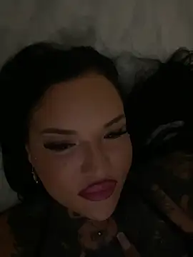 Snapshot of _MelinaCurves_ chatting on 18, 3, 2026 MelinaCurves online show from 18, 3, 2026