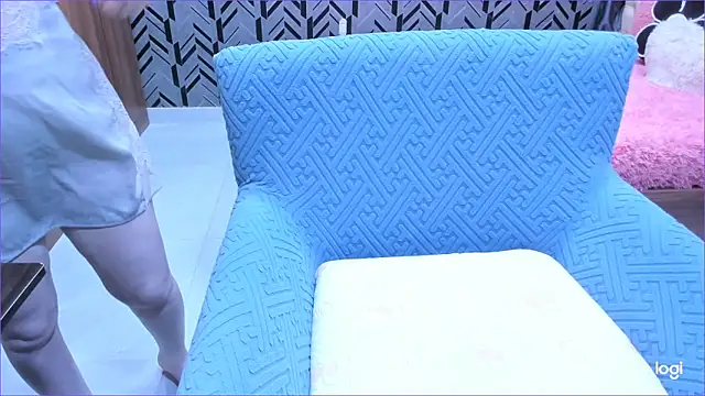 Snapshot of Toyota_Motor_Corporation chatting on 28, 10, 2025 Toyota Motor Corporation online show from 28, 10, 2025