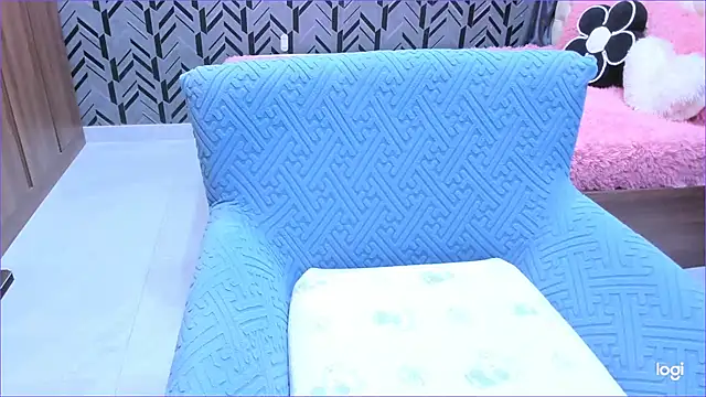 Snapshot of Toyota_Motor_Corporation chatting on 12, 11, 2025 Toyota Motor Corporation online show from 12, 11, 2025