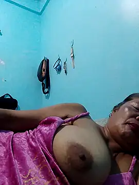 Snapshot of sexylizzy4u chatting on 28, 2, 2026 sexylizzy4u online show from 28, 2, 2026