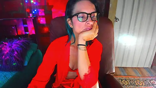 BrianaGarner online show from 17, 4, 2026