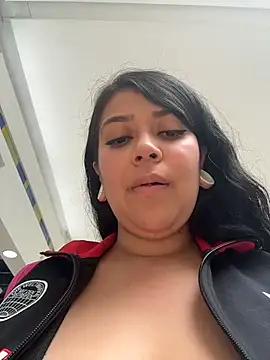 Snapshot of emilyjohanson chatting on 7, 4, 2026 emilyjohanson online show from 7, 4, 2026